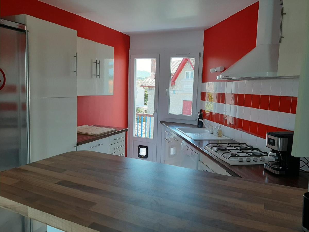 Ciboure : T4 Spacieux Avec Balcon Et Veranda, Proche Golf - Fr-1-239-554 Bagian luar foto